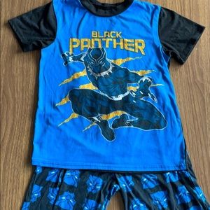 Marvel Black Panther short pajama set. Size M.